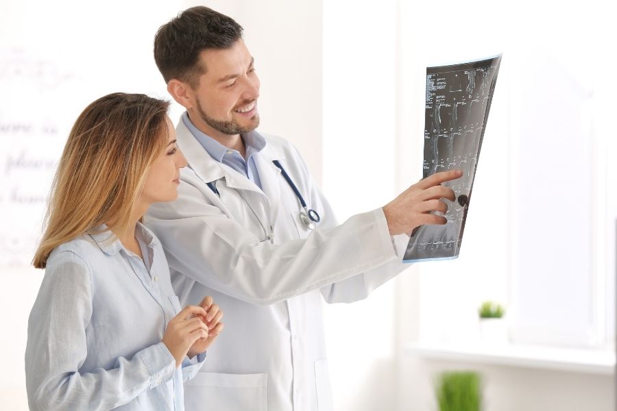 Badania kliniczne - korzyści dla pacjenta i nauki