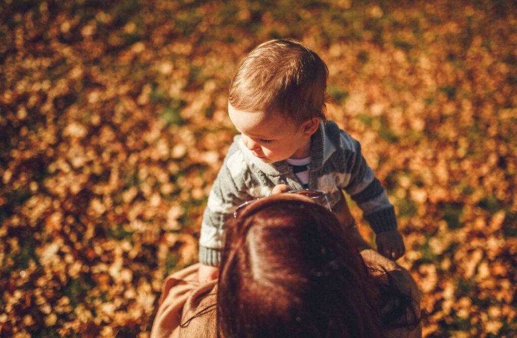 Przemoc może być reakcją na wstyd doświadczany w dzieciństwie.